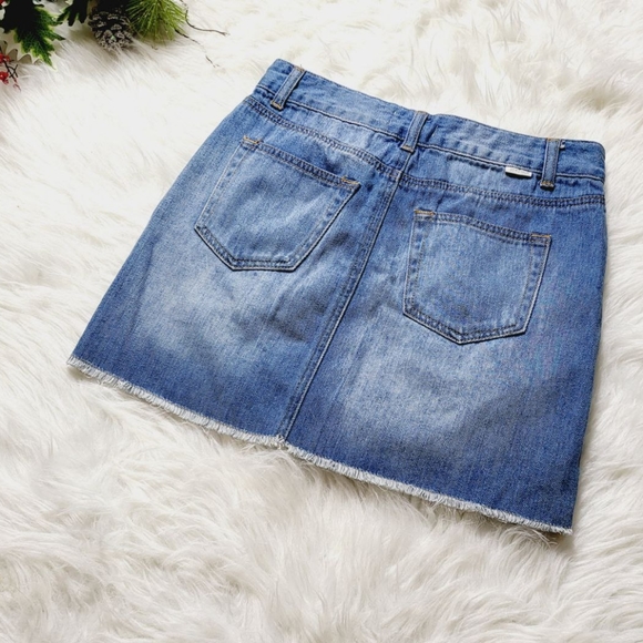 SKY AND SPARROW Womens Denim Mini Skirt - Picture 2 of 3